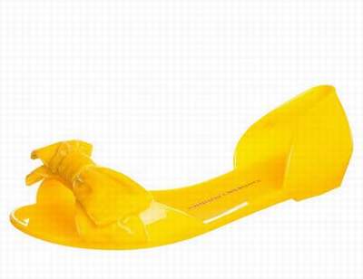 les chaussures jaunes